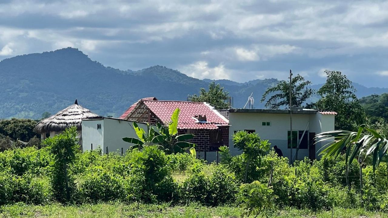 Cerro Beach Hotel Sinchal ภายนอก รูปภาพ